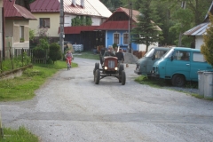 Stavanie_maja_20180518_01