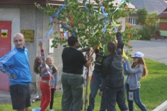 Stavanie_maja_20180518_10